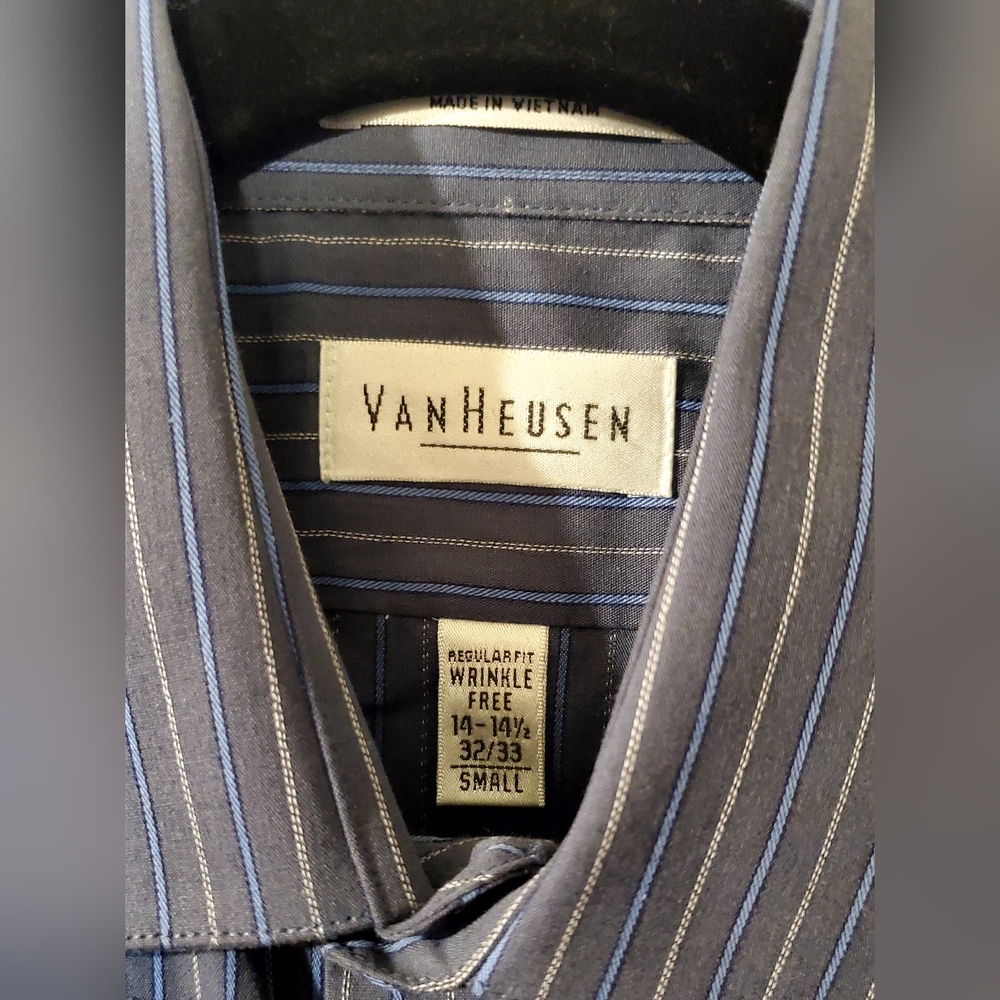 Van Heusen Dress Shirt Size 14.5 32/33 NWT - Picture 3 of 5